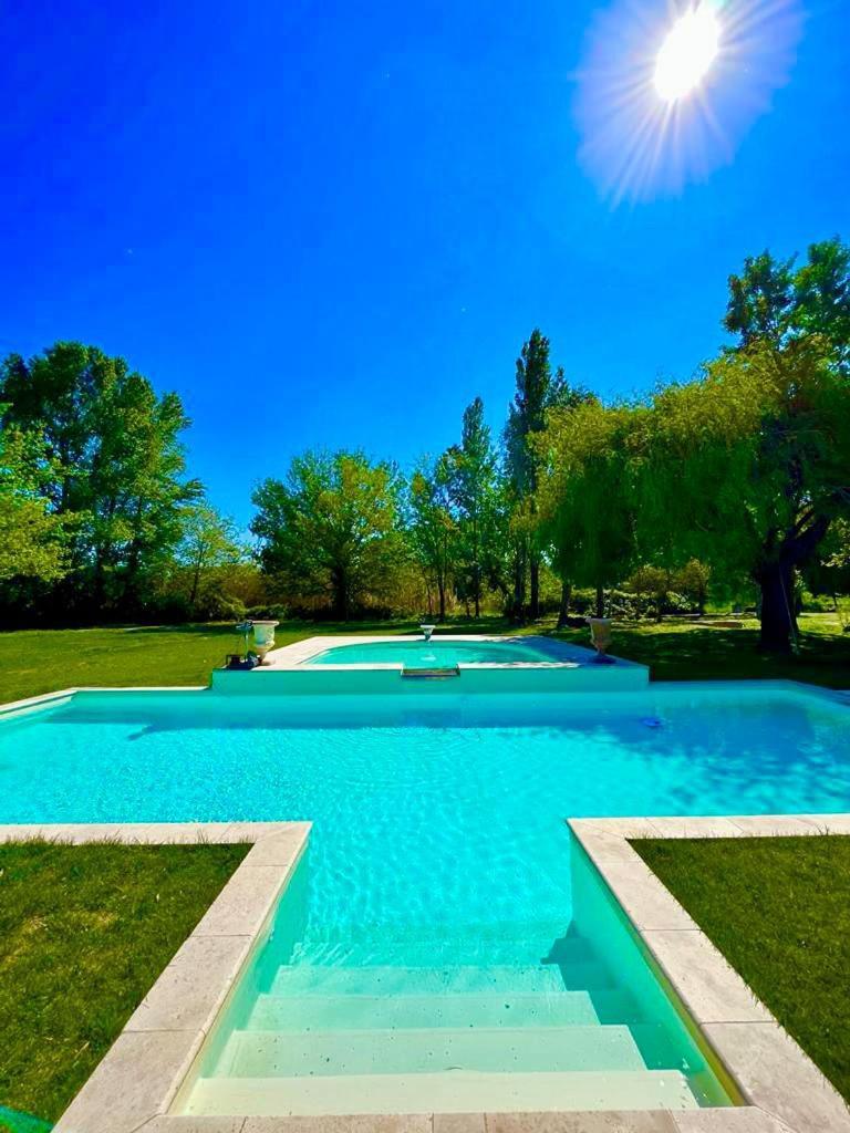 Mas Du Versadou, Dans Un Espace Naturel Protege, Piscine Couverte Chauffee Toute L'Annee, Spa Et Salle De Jeux Saint-Gilles  Ngoại thất bức ảnh